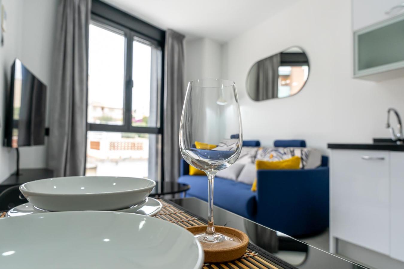 Modern Wave Escape Apartment With Private Parking And Rooftop Pool By Namaste Elite Torremolinos Exteriér fotografie